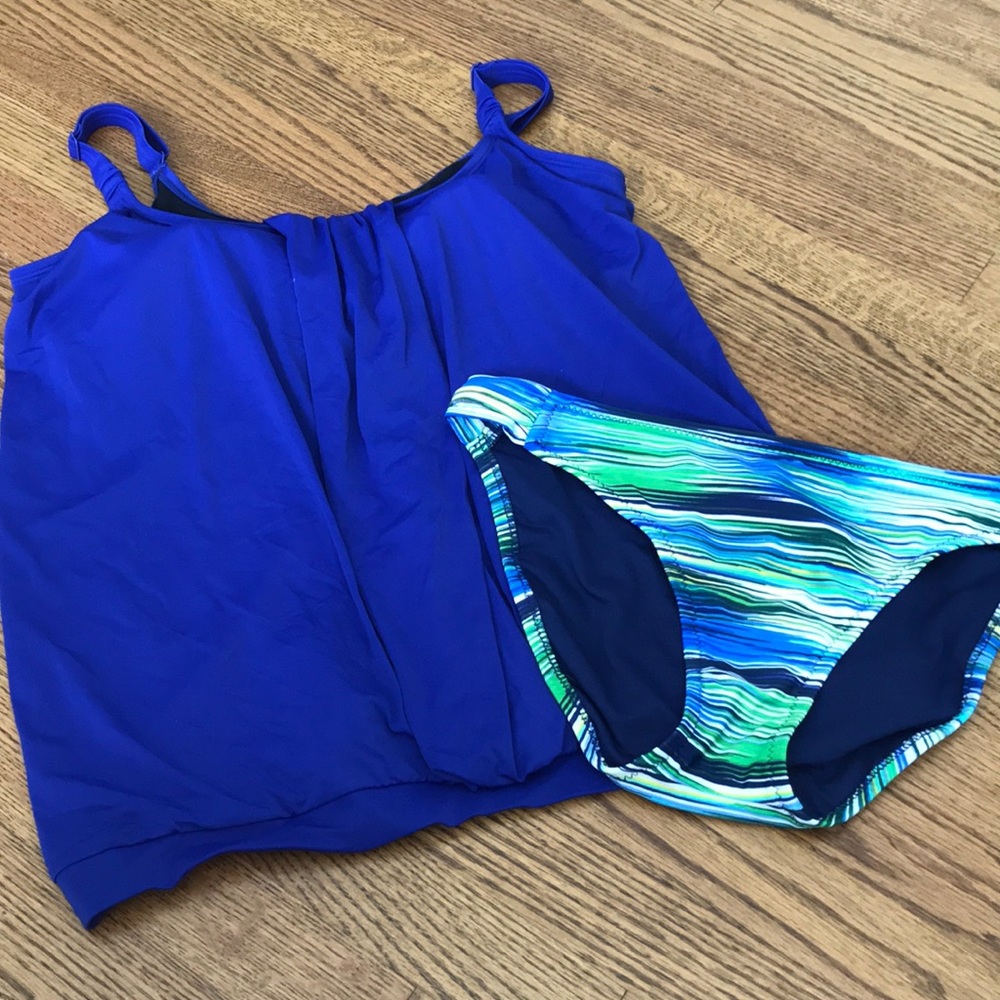 Two Piece Bathing Suit Set